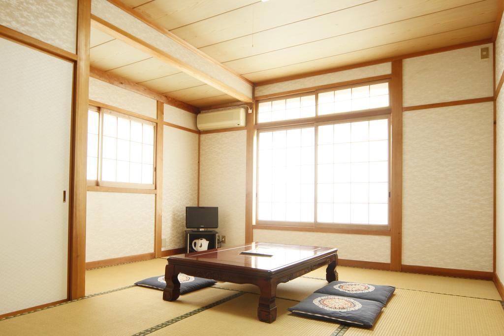 Hôtel Bekkan Kawanatsu à Shin'onsen Extérieur photo
